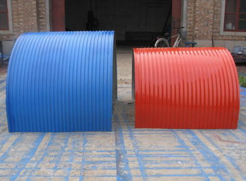 Rainproof cover for conveyor