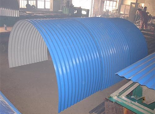 Rainproof cover for belt conveyor